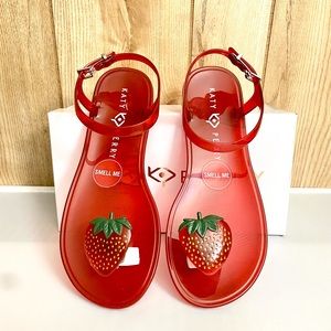 NEW Katy Perry Geli Sandals Strawberry